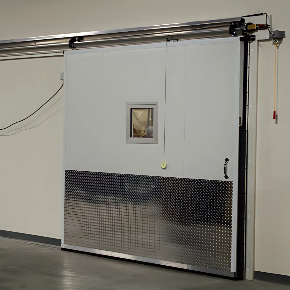 With over 28 years of experience, GDB Group is a trusted partner for commercial and automotive facility solutions. Our rolling security grills provide reliable protection while maintaining accessi (7)